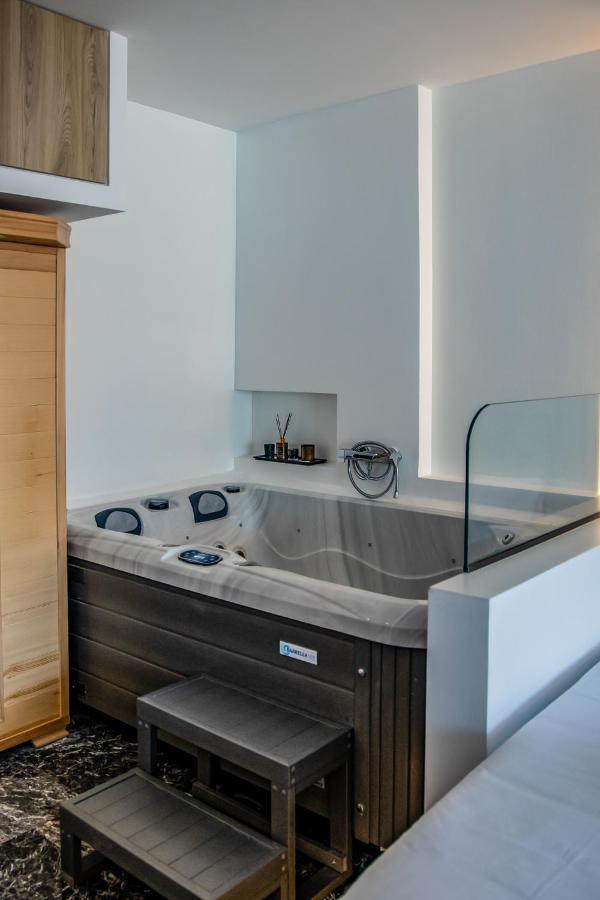 Agia Sofia Luxury Suite & Spa Tesalonika Bagian luar foto